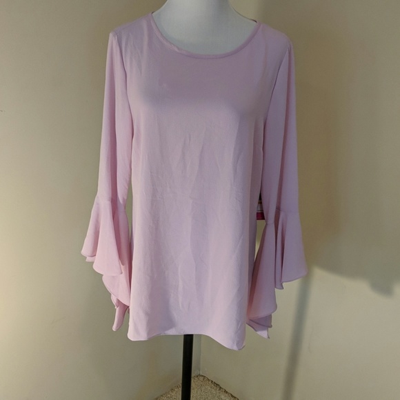 Vince Camuto Tops - Vince Camuto pink top flared sleeves small NWT
